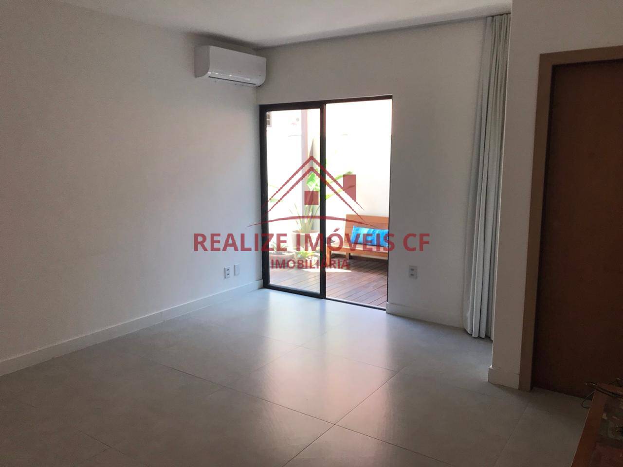 Apartamento à venda com 2 quartos, 80m² - Foto 4