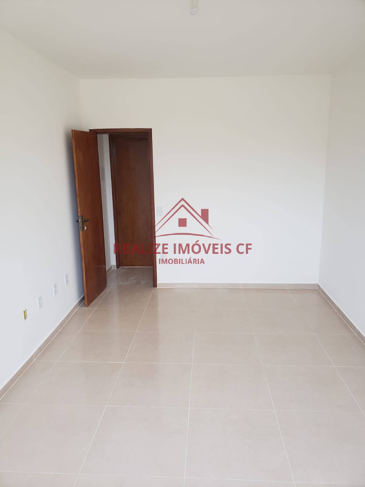 Casa à venda com 2 quartos, 65m² - Foto 13