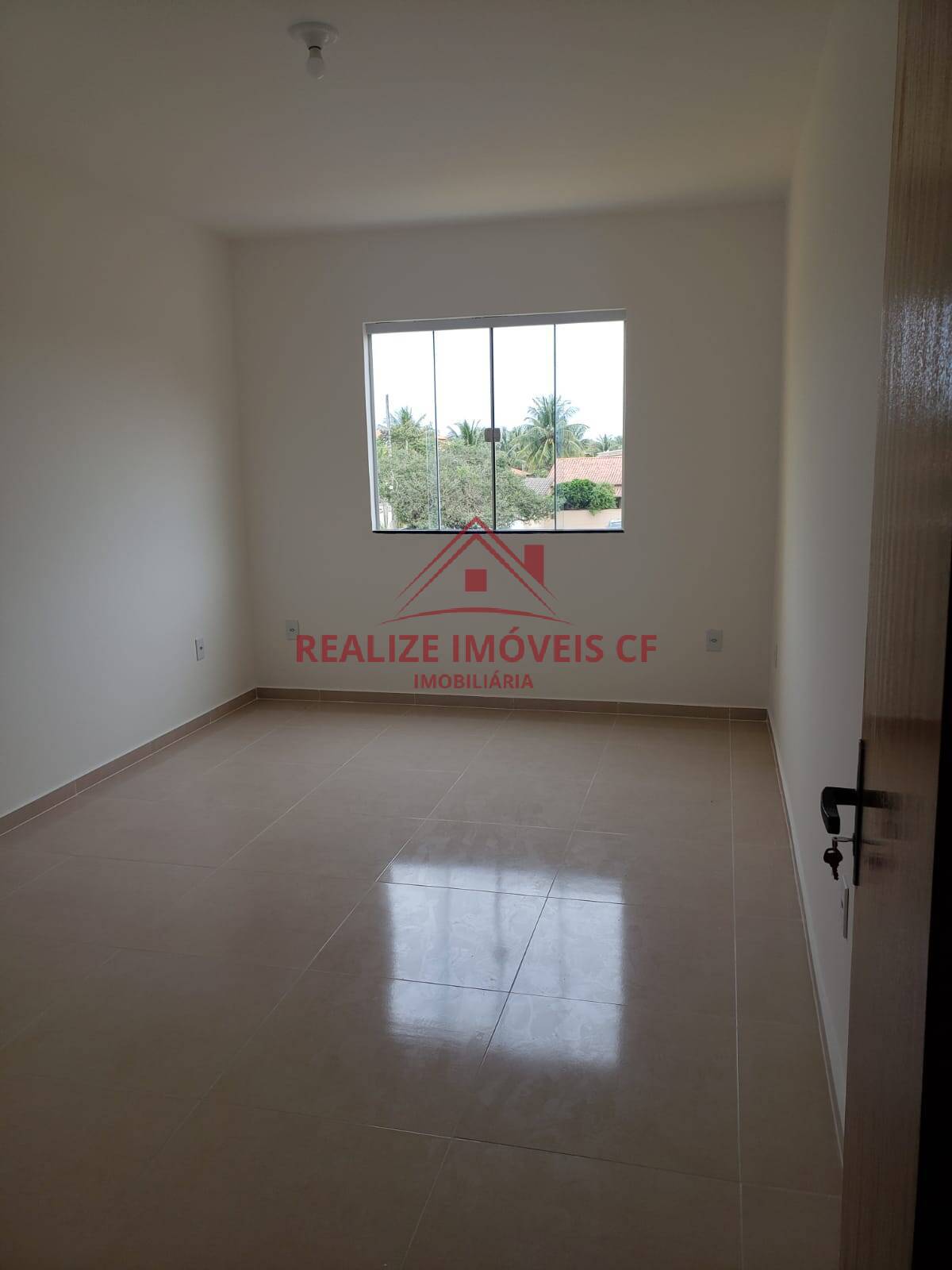 Casa à venda com 2 quartos, 65m² - Foto 15