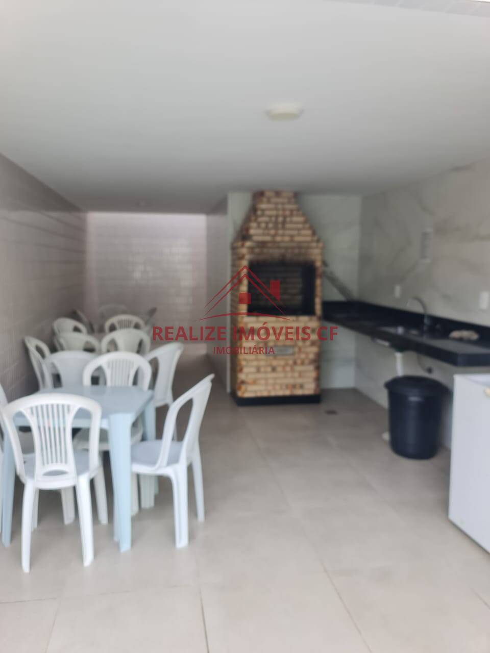 Apartamento à venda com 2 quartos, 75m² - Foto 13