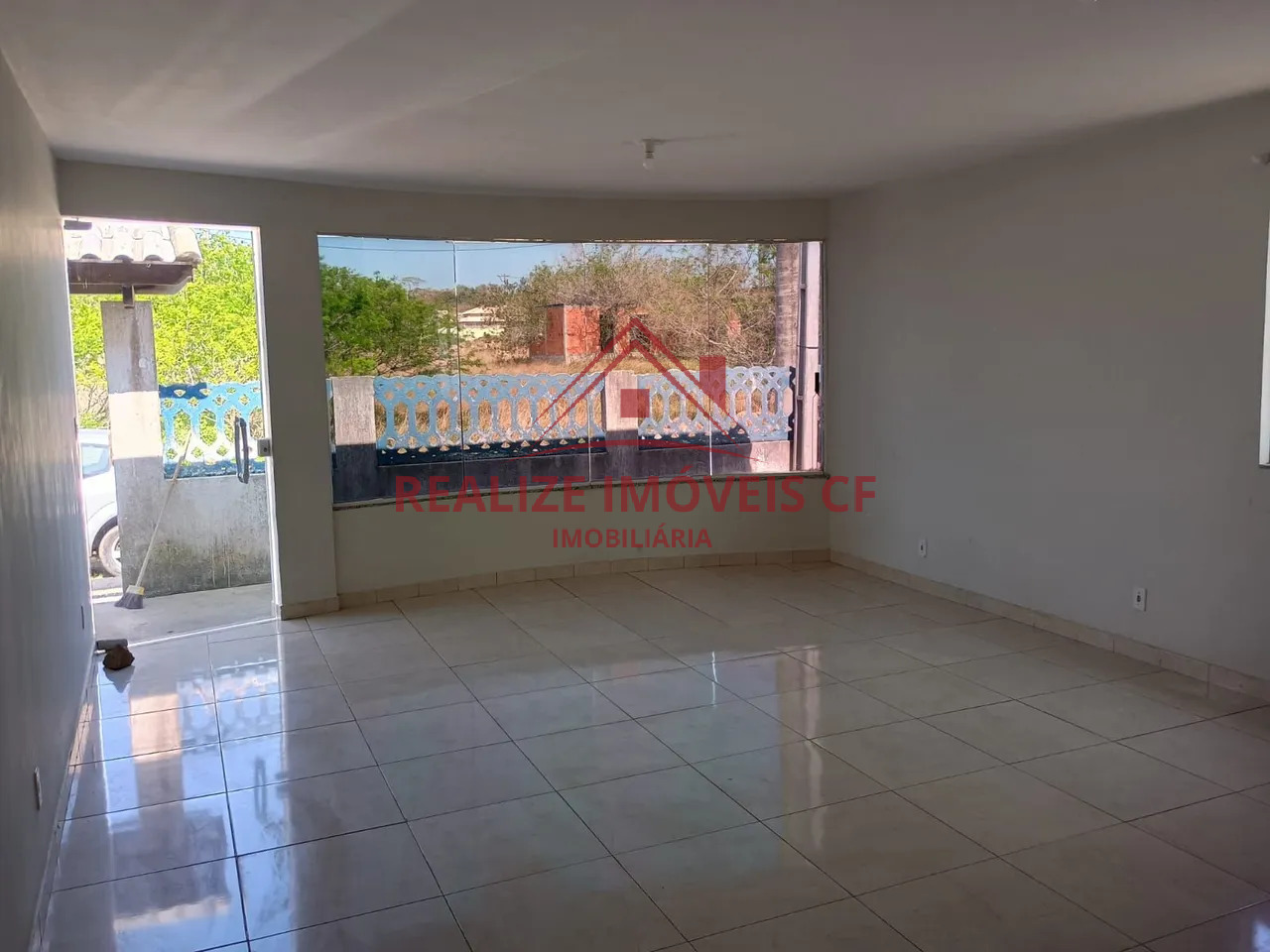 Casa de Condomínio à venda com 3 quartos, 405m² - Foto 1