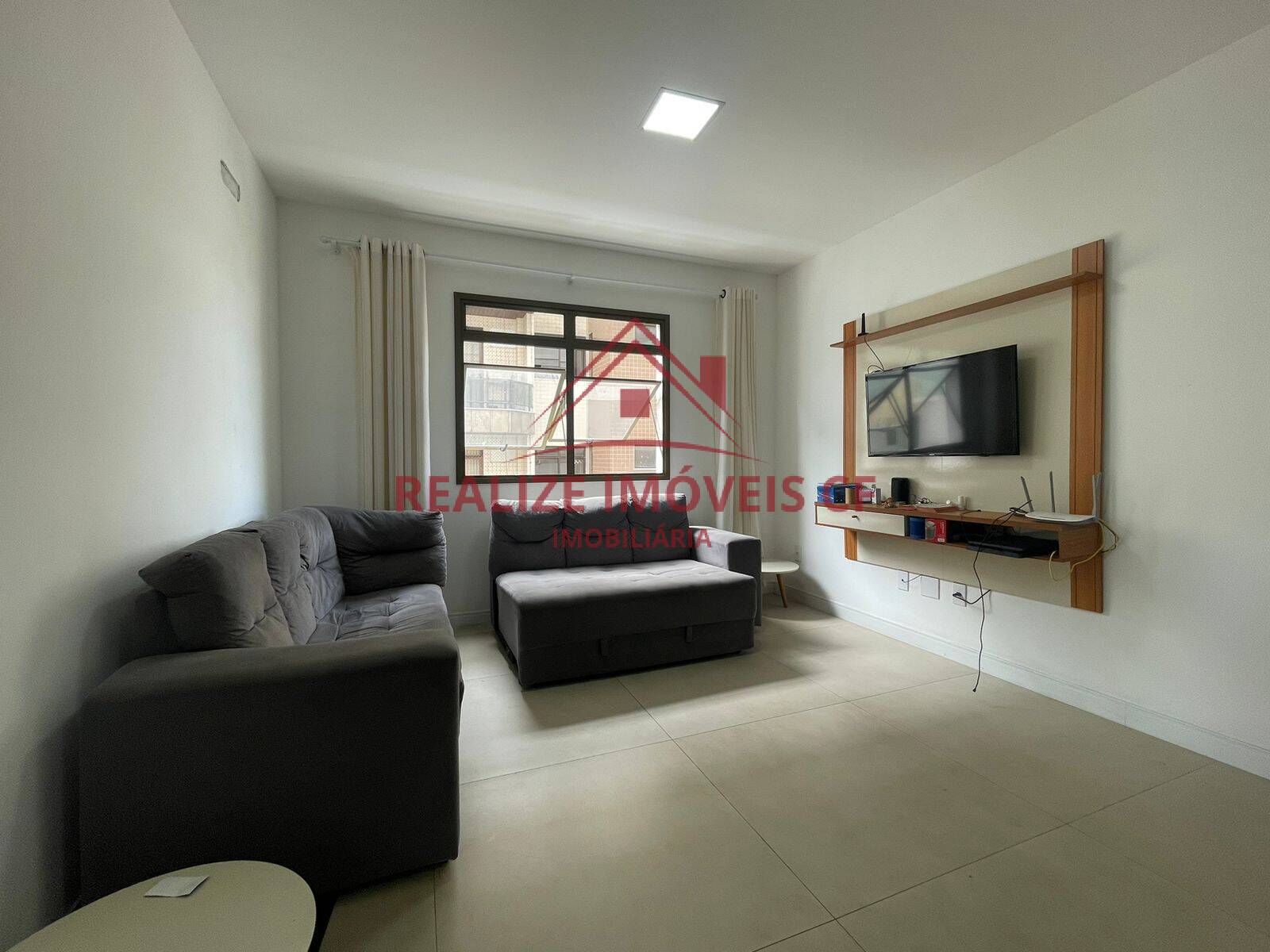 Apartamento à venda com 2 quartos, 97m² - Foto 1