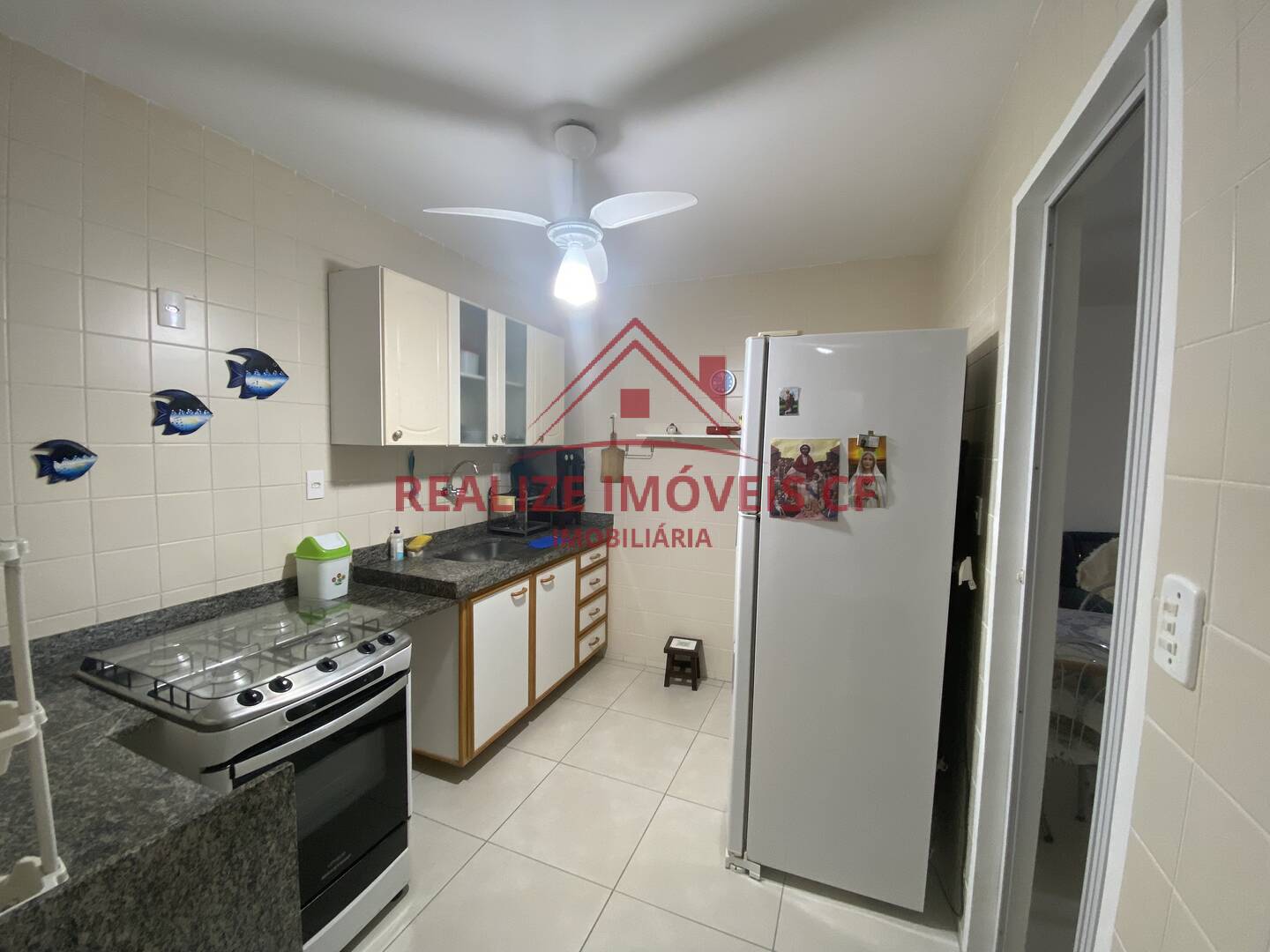 Apartamento à venda com 2 quartos, 77m² - Foto 11