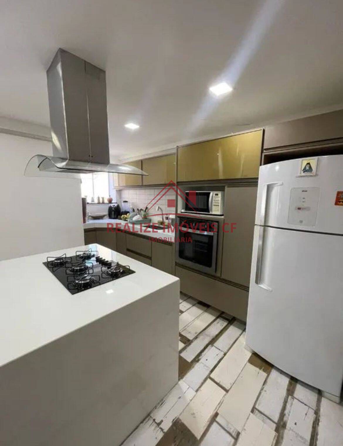 Cobertura à venda com 2 quartos, 180m² - Foto 8