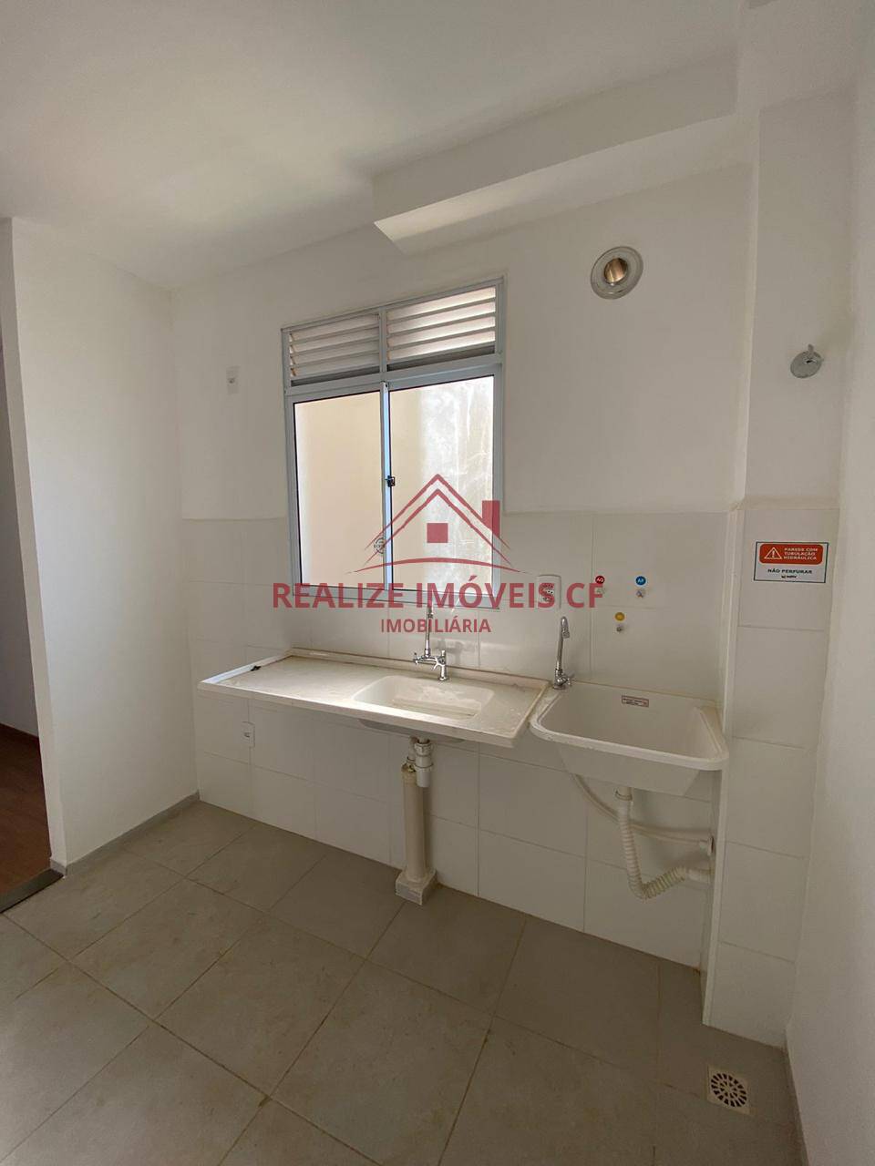 Apartamento à venda com 2 quartos, 40m² - Foto 12