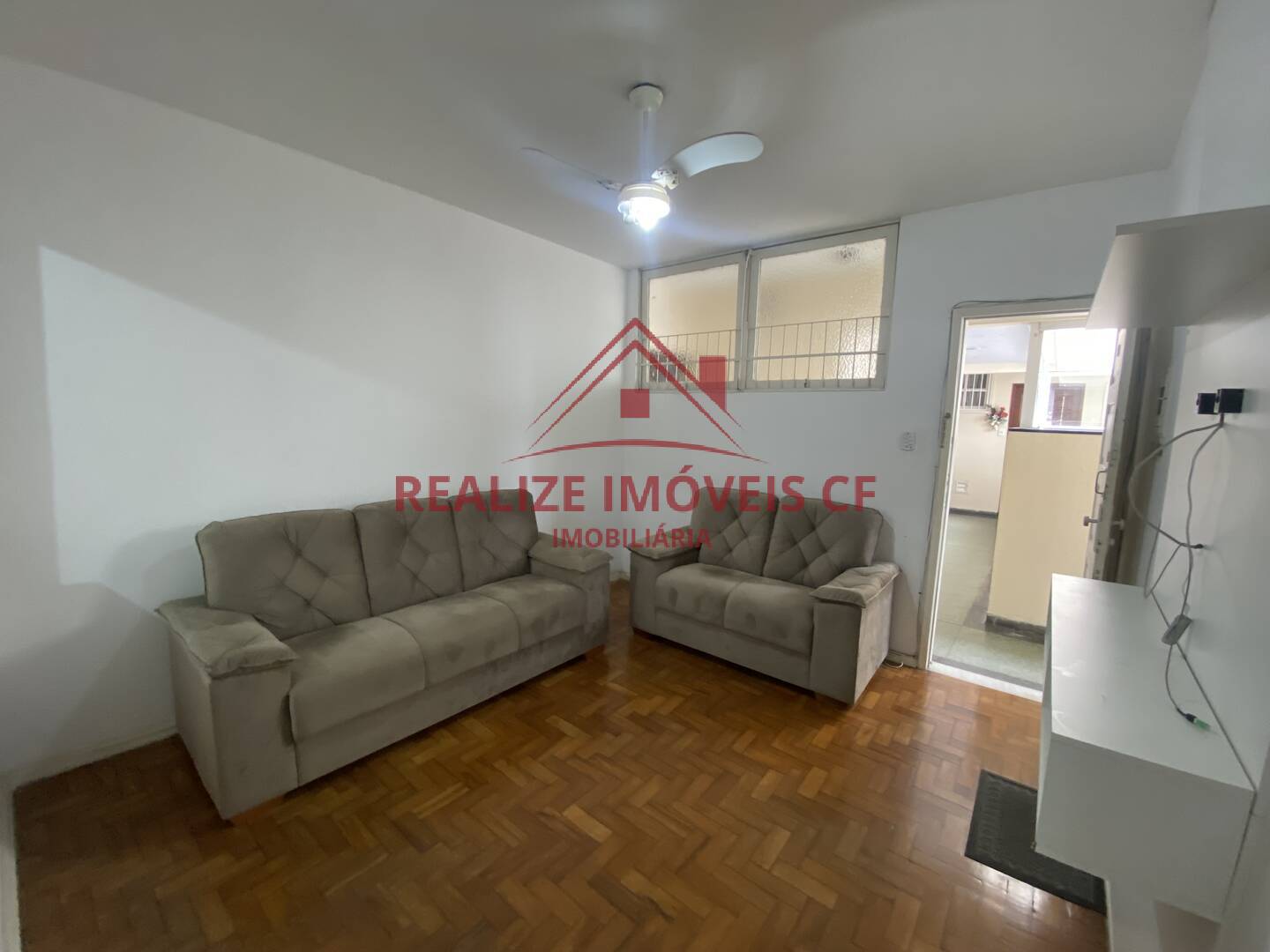 Apartamento para alugar com 1 quarto, 55m² - Foto 2