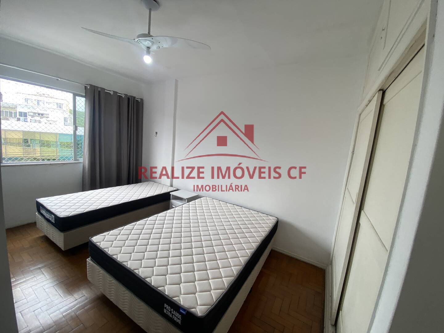 Apartamento para alugar com 1 quarto, 55m² - Foto 12