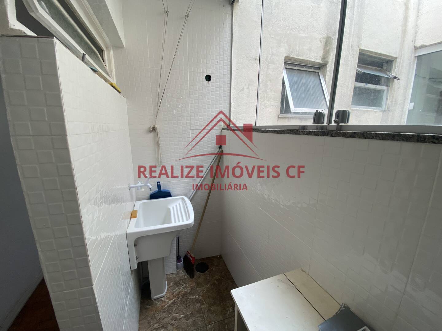 Apartamento para alugar com 1 quarto, 55m² - Foto 18