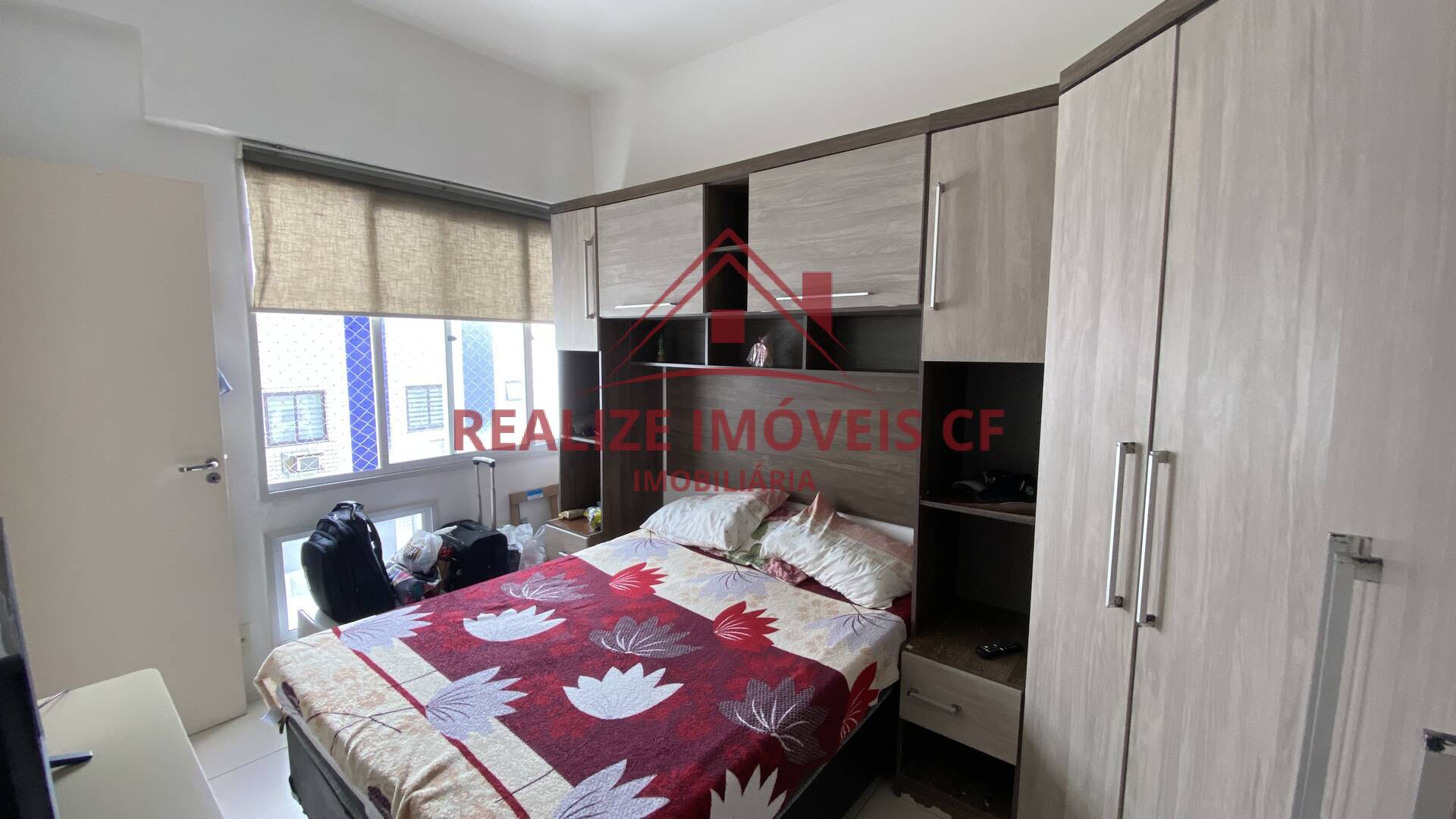 Apartamento à venda com 2 quartos, 70m² - Foto 19