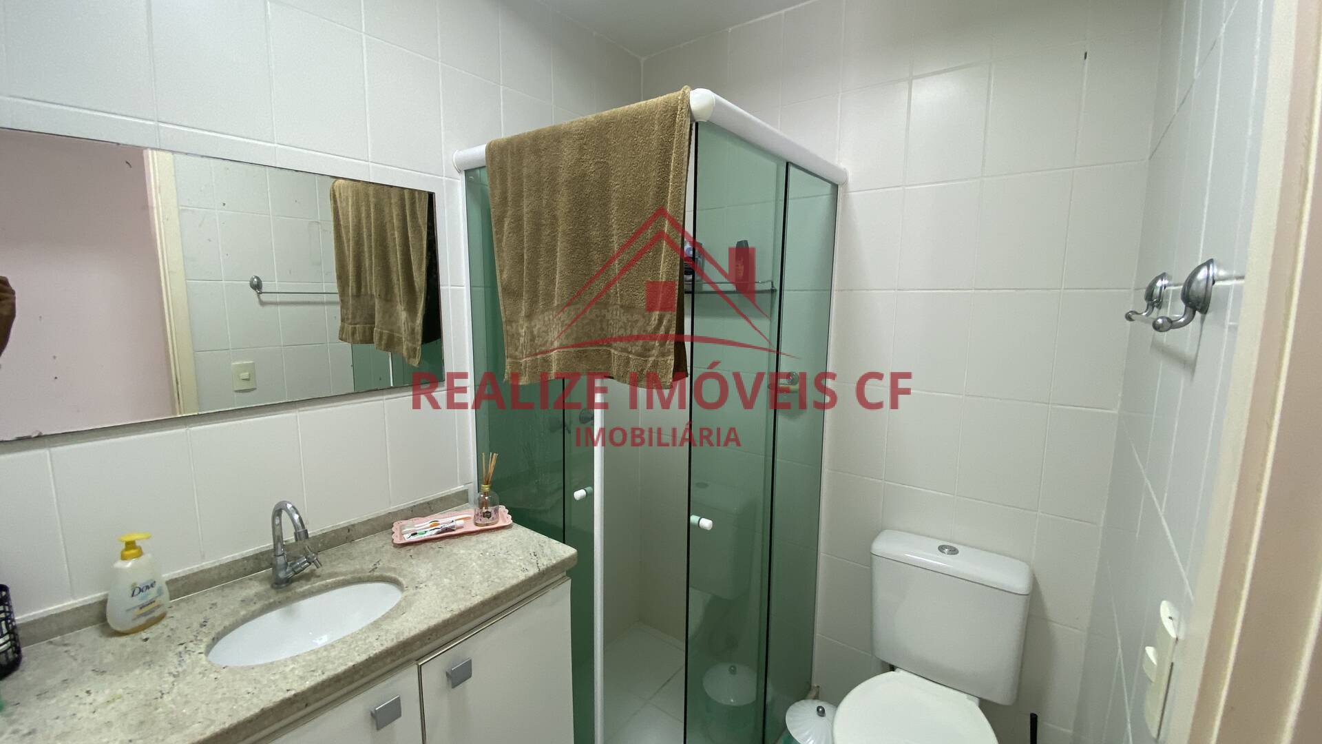 Apartamento à venda com 2 quartos, 70m² - Foto 11