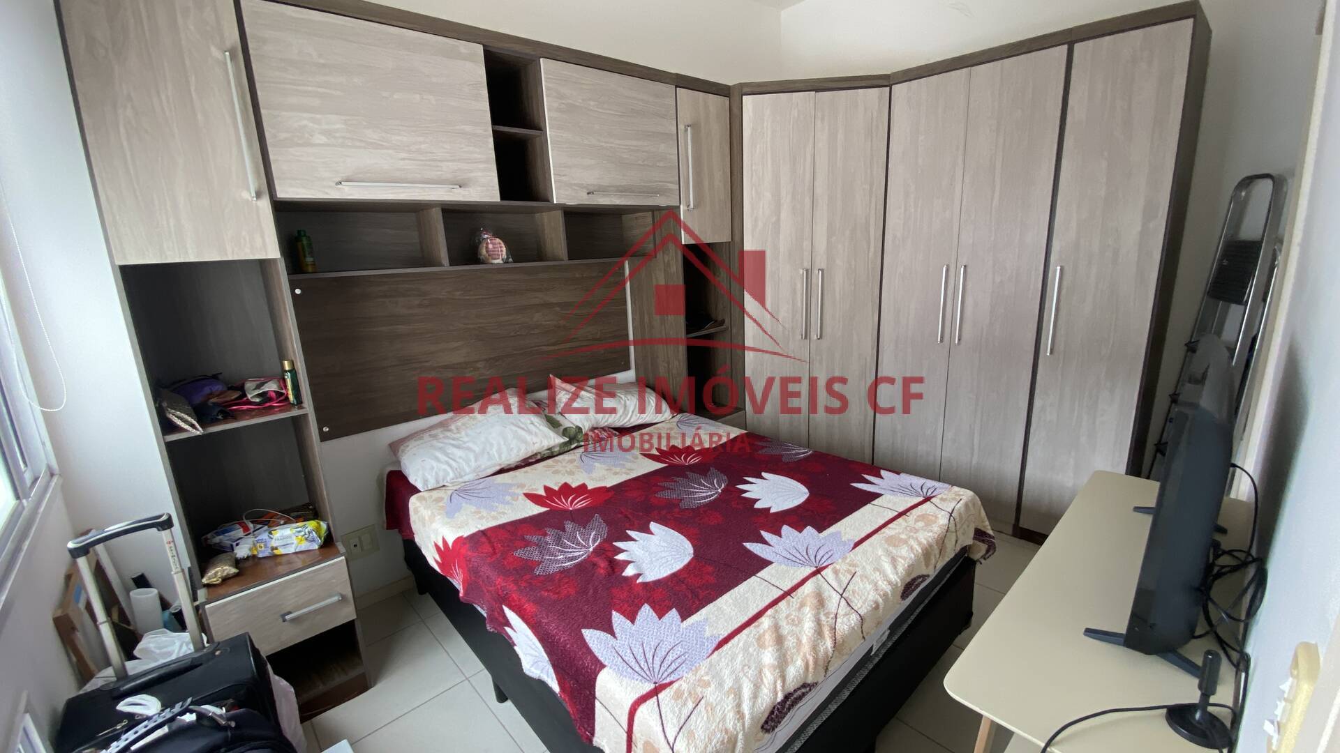 Apartamento à venda com 2 quartos, 70m² - Foto 17