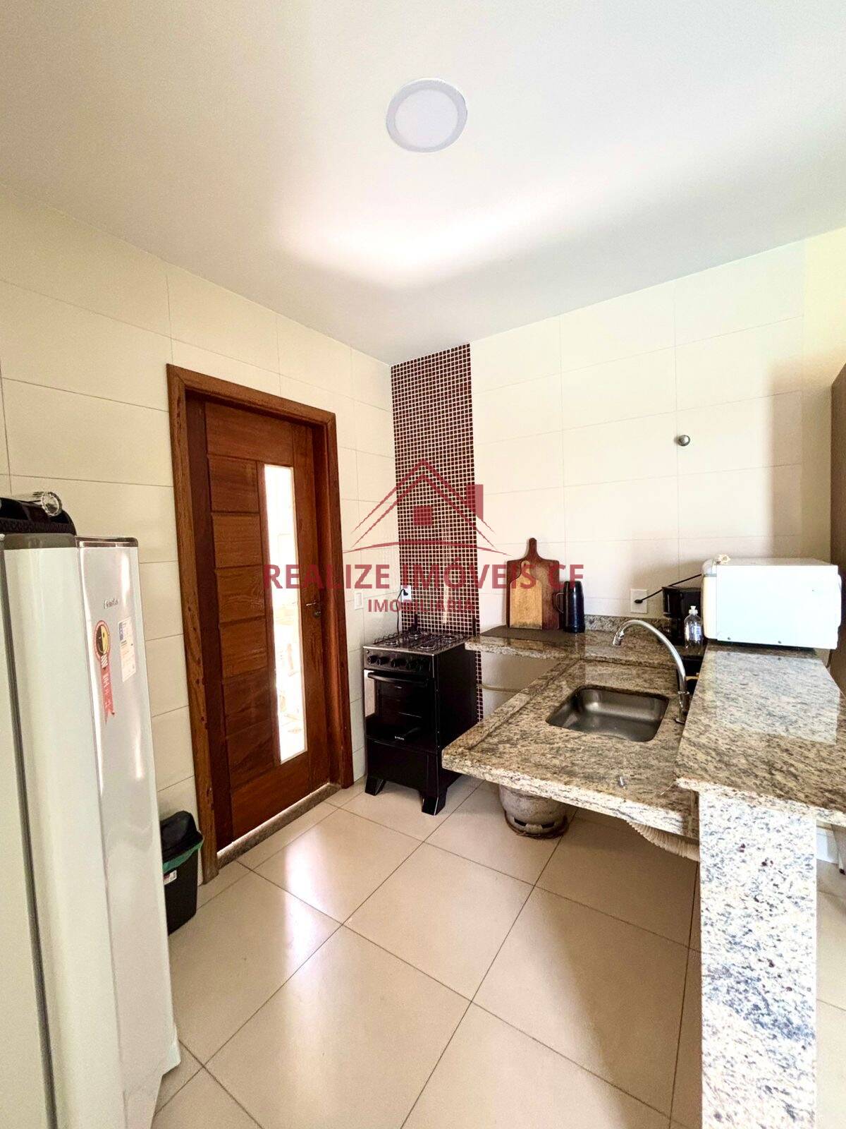 Casa à venda com 2 quartos, 86m² - Foto 12