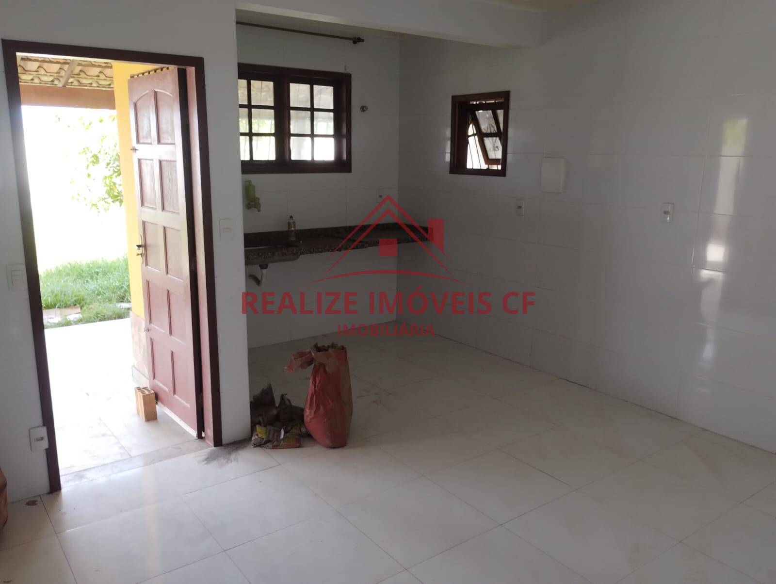 Casa à venda com 2 quartos, 250m² - Foto 13