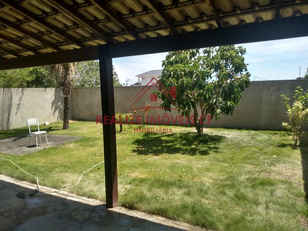 Casa à venda com 2 quartos, 250m² - Foto 2