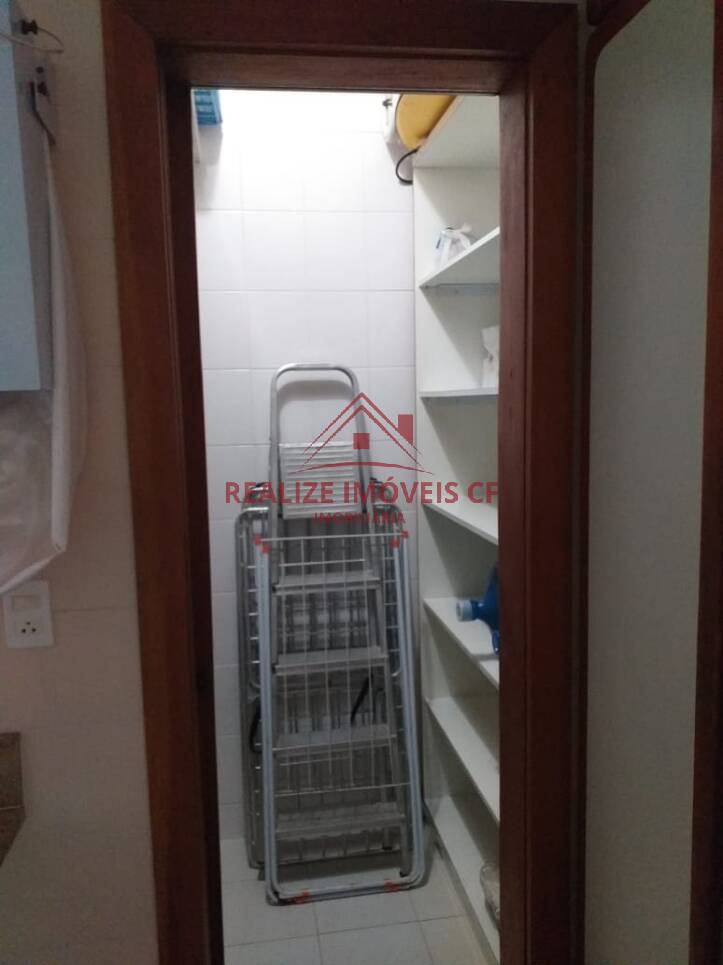 Apartamento à venda com 4 quartos, 245m² - Foto 32