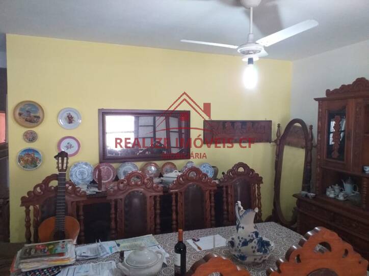 Casa à venda e aluguel com 6 quartos, 300m² - Foto 26