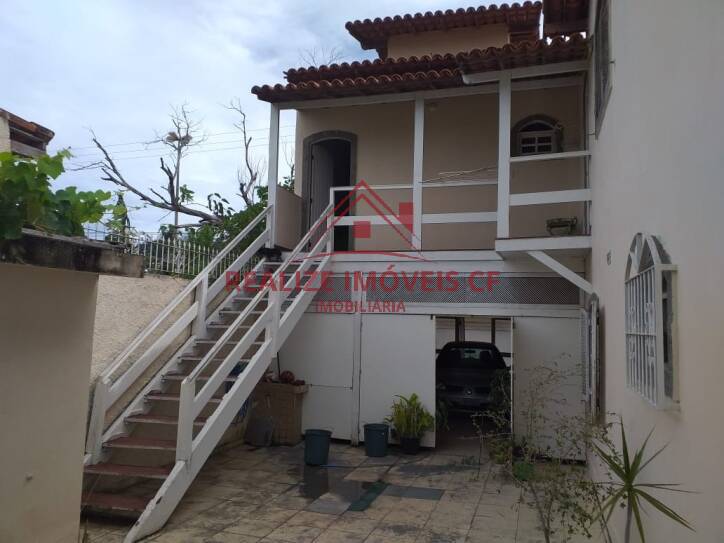 Casa à venda e aluguel com 6 quartos, 300m² - Foto 45