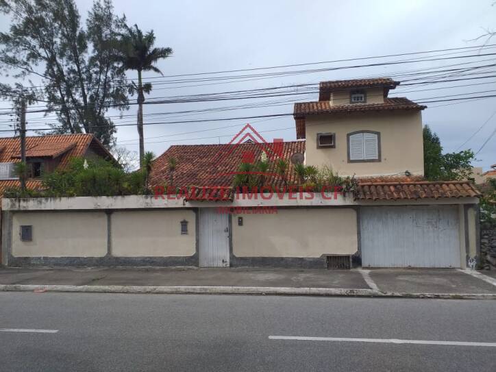 Casa à venda e aluguel com 6 quartos, 300m² - Foto 47