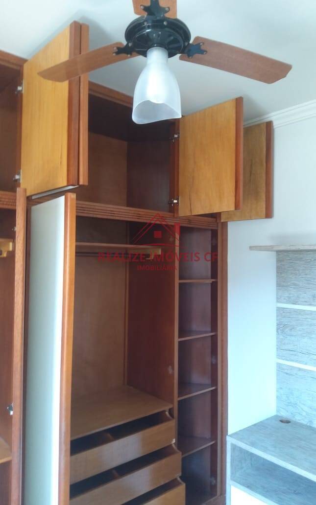 Apartamento à venda com 2 quartos, 70m² - Foto 17