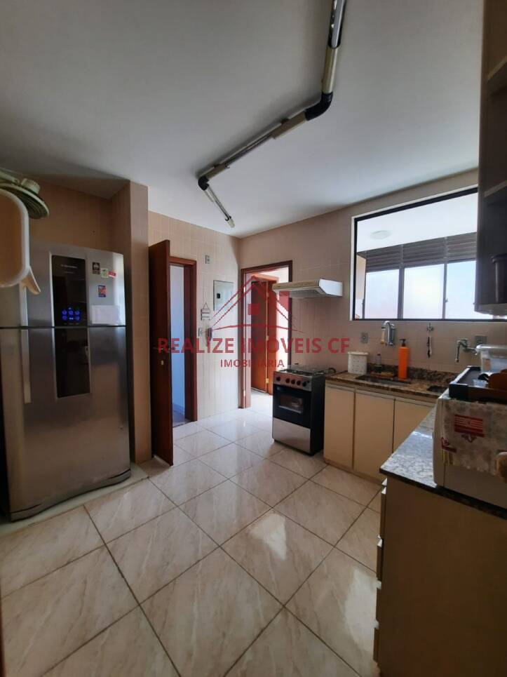 Apartamento à venda com 3 quartos, 125m² - Foto 32